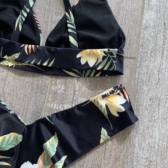 🔥🔥BILLABONG - BANDED TRI FIJI BIKINI SET🔥🔥 - Picture 9 of 9